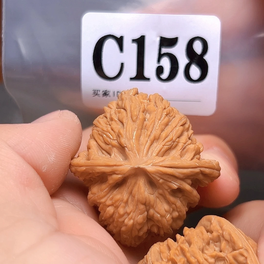 文玩核桃吊坠38密纹