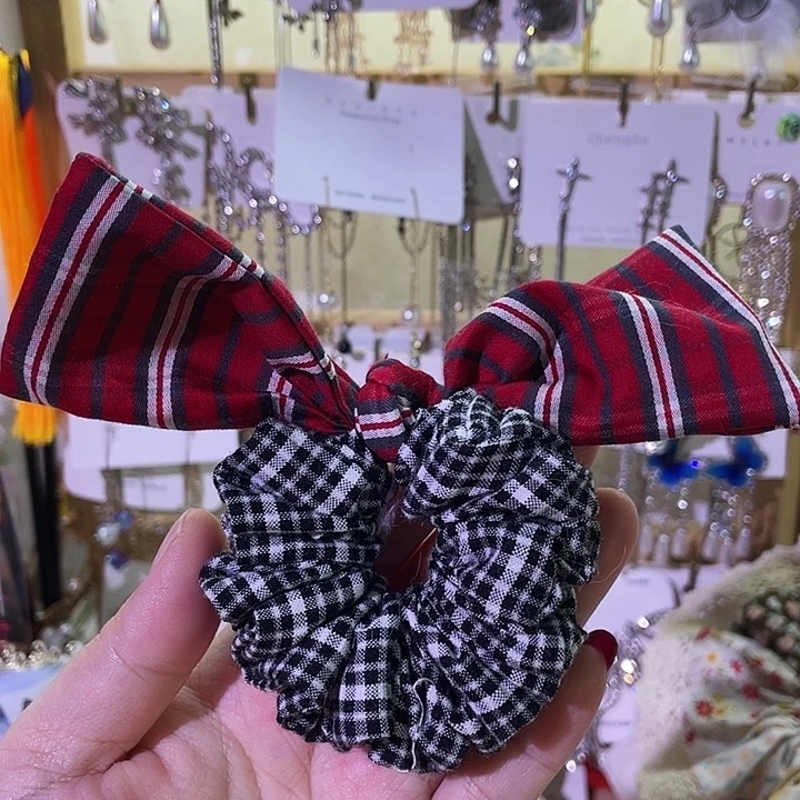 布艺非金属小发圈