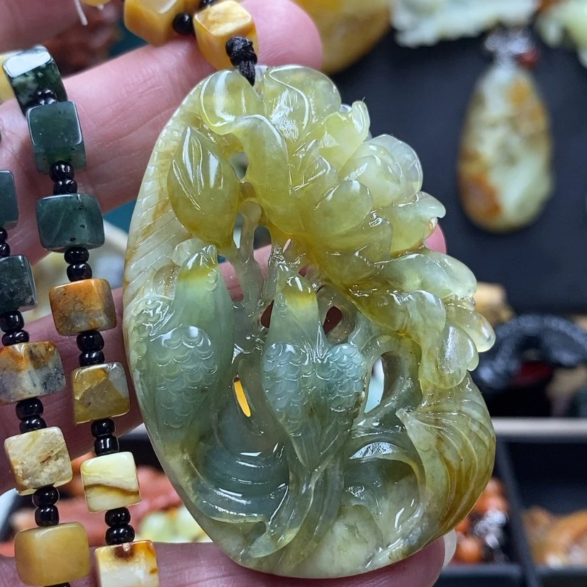 【闪购商品】蛇纹石玉吊坠未镶嵌