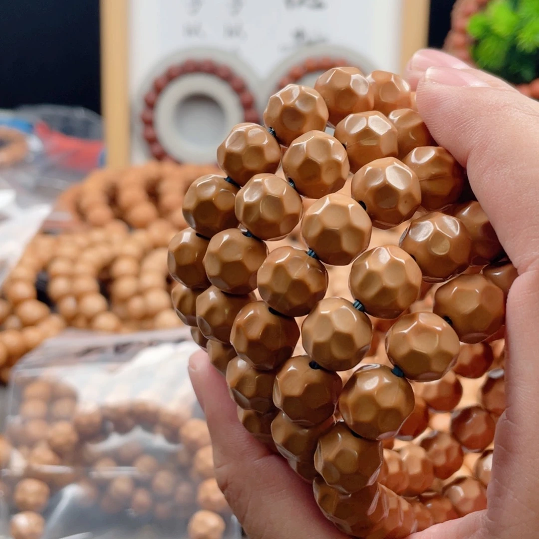 猴头核桃手串泛油油点无相奶酪