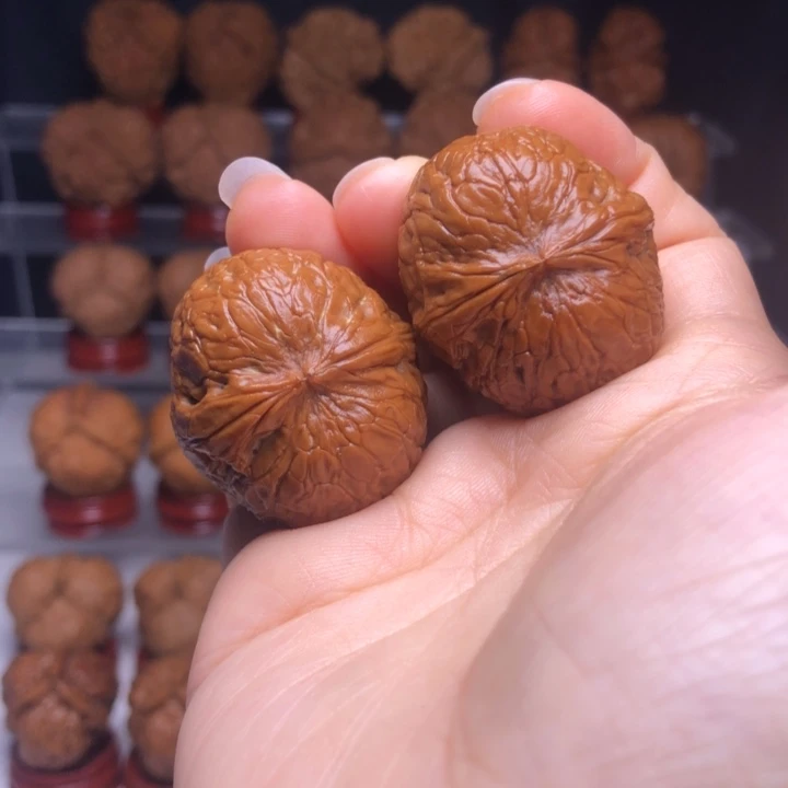 文玩核桃吊坠24铁锤妹妹