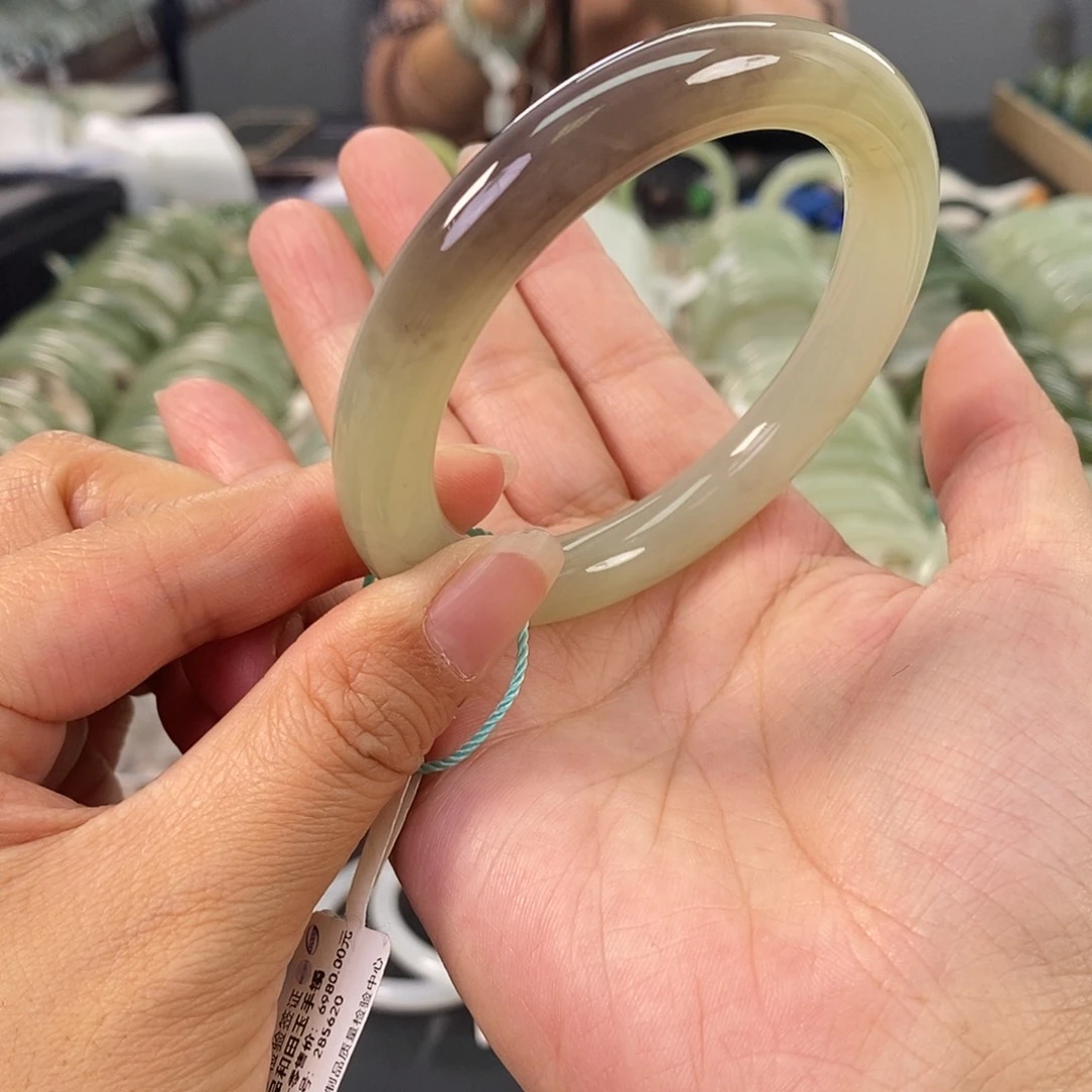 和田玉和田玉手镯56未镶嵌