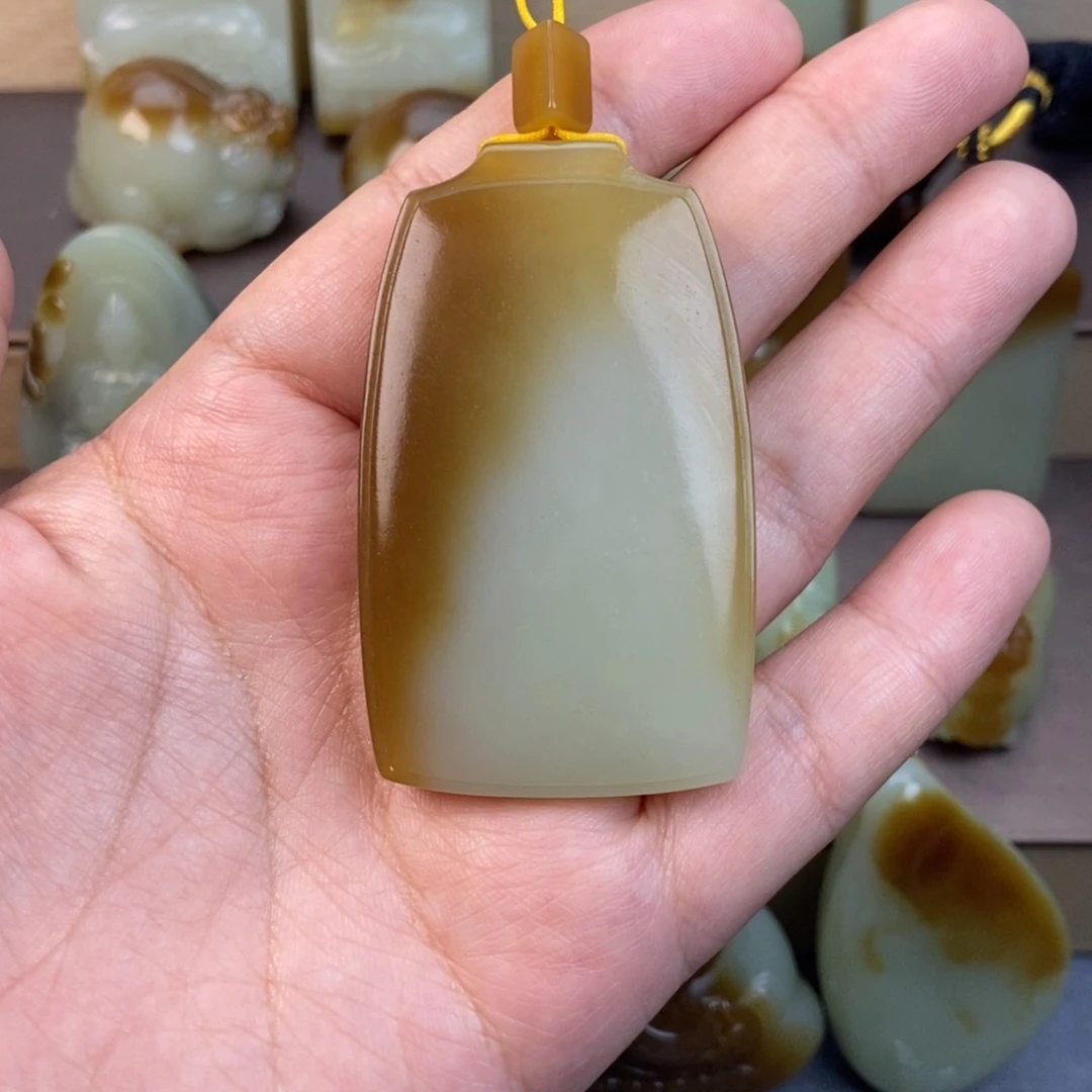 颈饰未镶嵌和田玉（糖玉）用****9