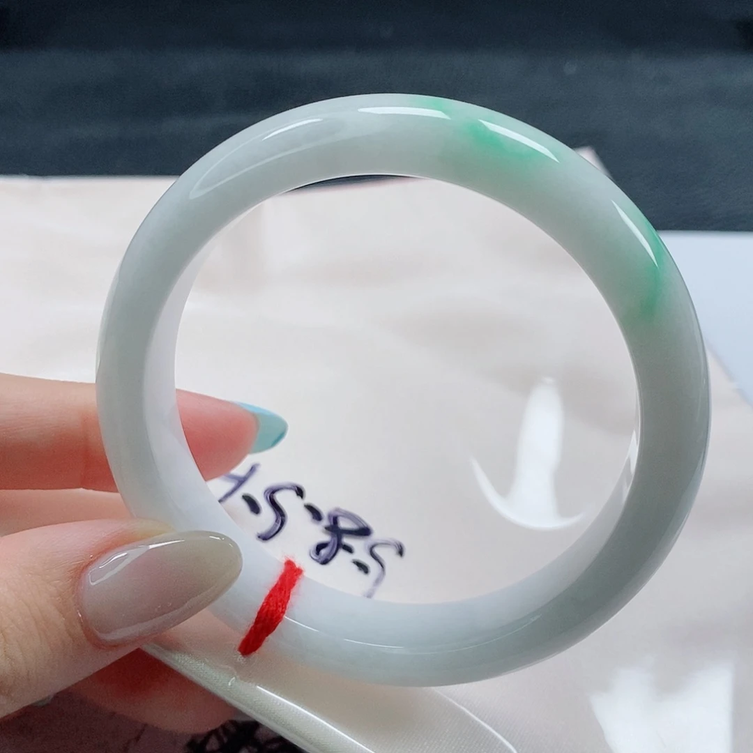 【闪购商品】未镶嵌手镯翡翠415号