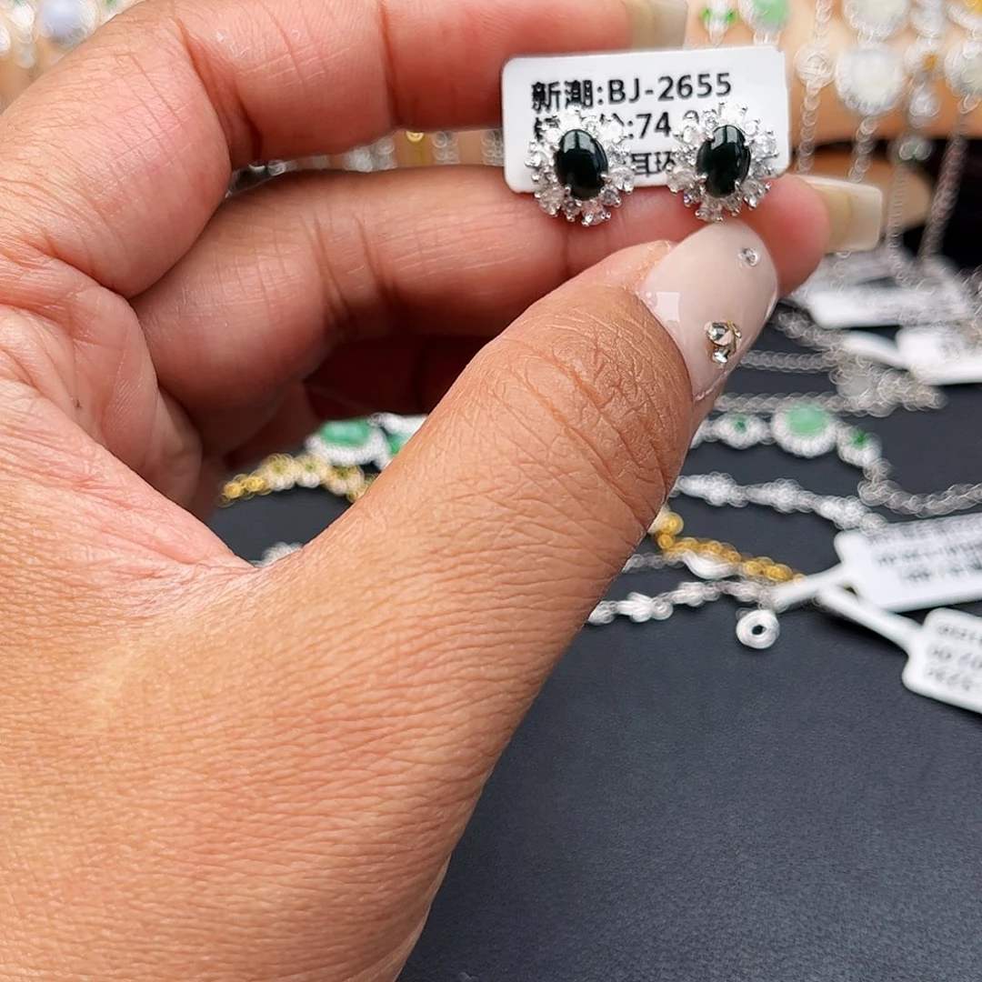 翡翠戒指银S925镶嵌缅甸天然A货翡翠耳钉