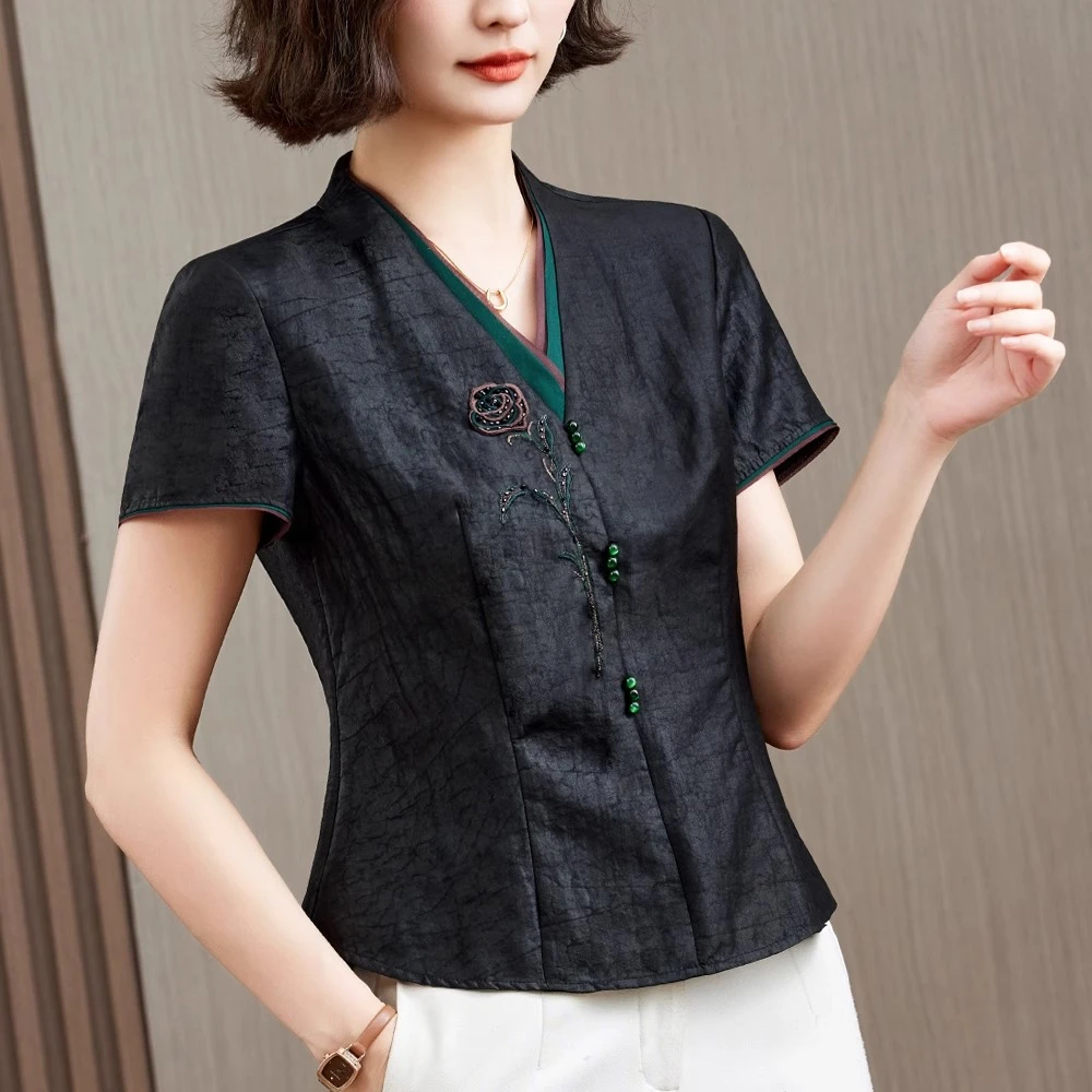 龟纹刺绣香云纱真丝上衣女2025夏季新款V领气质新中式桑蚕丝小衫