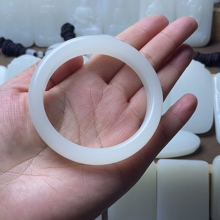 用***2手镯2479548947990