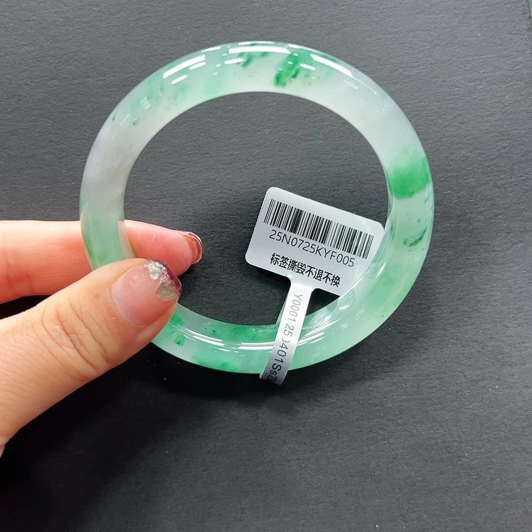 ღ***࿐石英质玉（非洲翠）手镯未镶嵌唐唐58.0