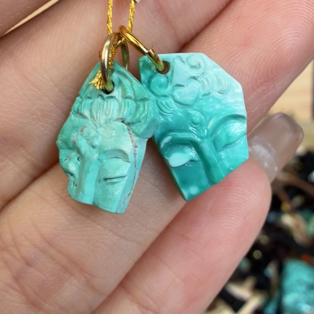 绿松石未镶嵌珠宝奇石