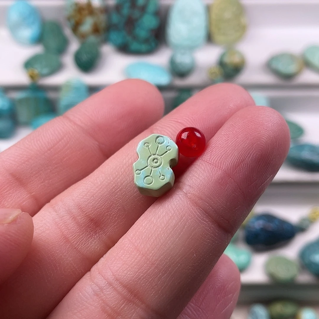 南红玛瑙未镶嵌颈饰