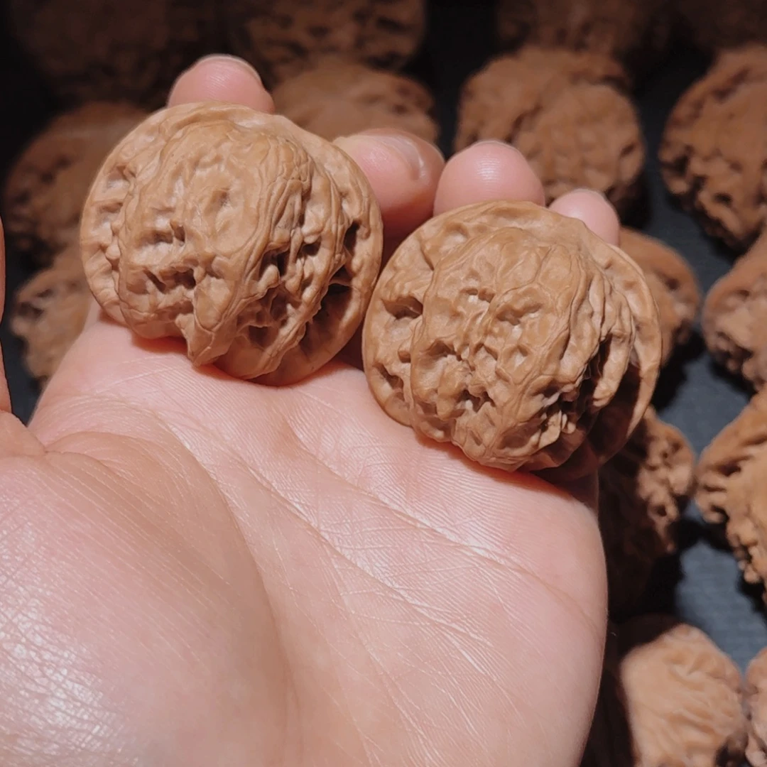 核桃把件野狼1111