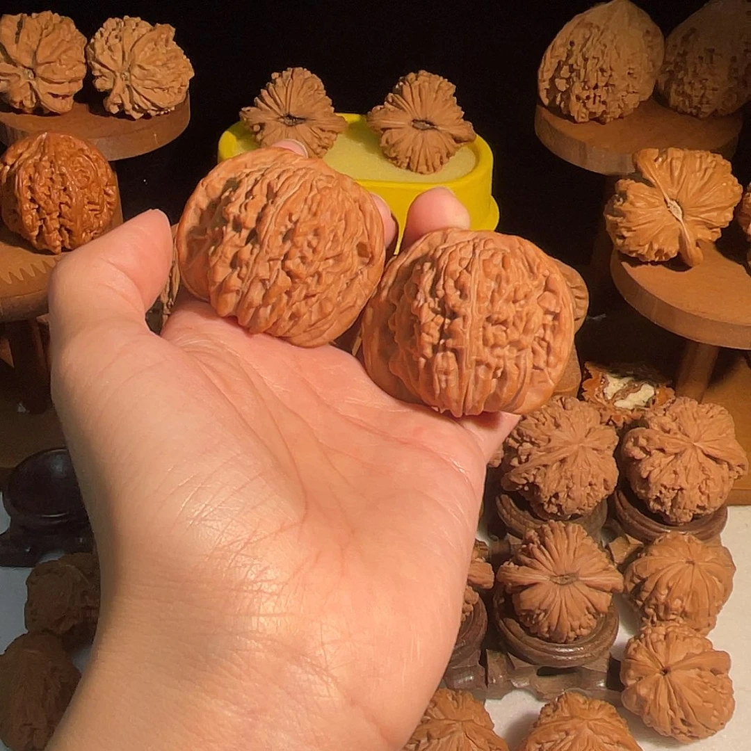 南***-文玩核桃吊坠44平谷楼