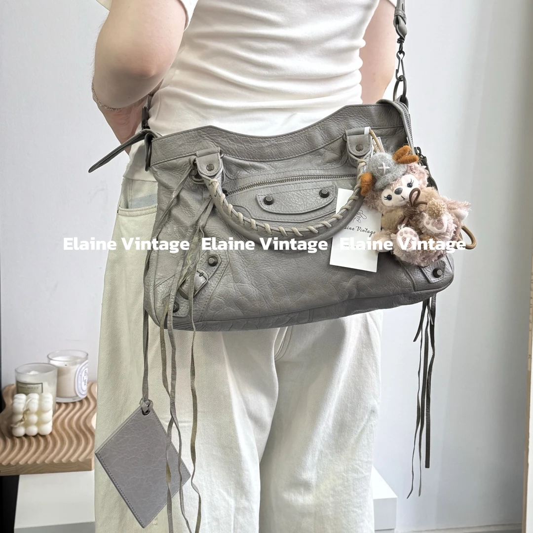 95新 Balenciaga/巴黎世家 TOWN灰色小号机车包（33cm）/Y688