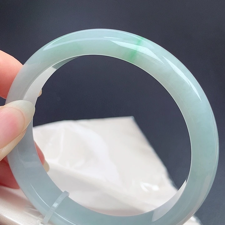 翡翠未镶嵌手镯62.5圈口