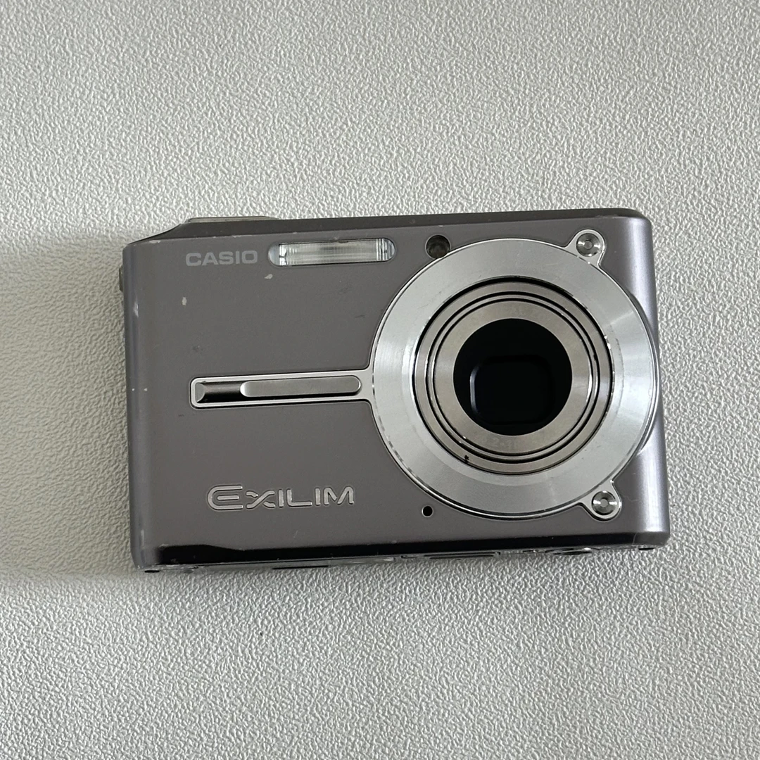 9新 Casio/卡西欧 S600 600w像素3倍光变 复古柔焦氛围感便携CCD