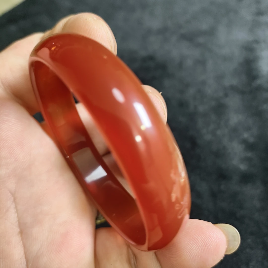 56.4圈口，红玛瑙手镯