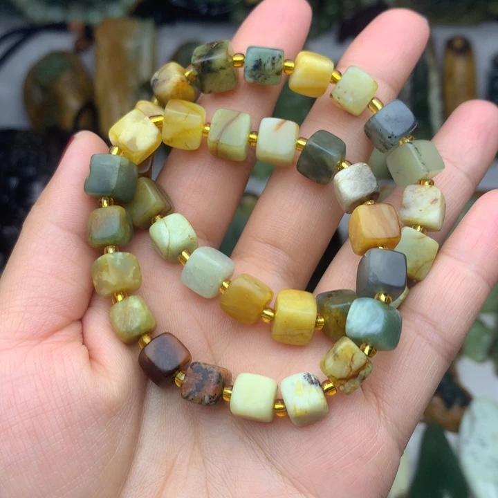 蛇纹石玉手链未镶嵌原**歌