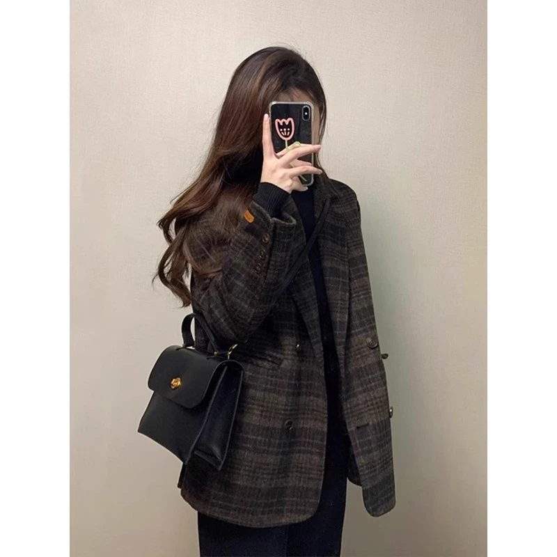 大码秋冬装新款毛呢外套女短款小个子高级感西装赫本风厚呢子大衣