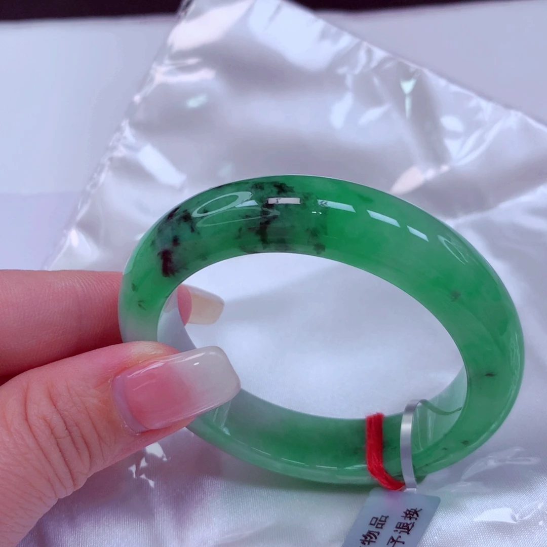 未镶嵌手镯翡翠手镯