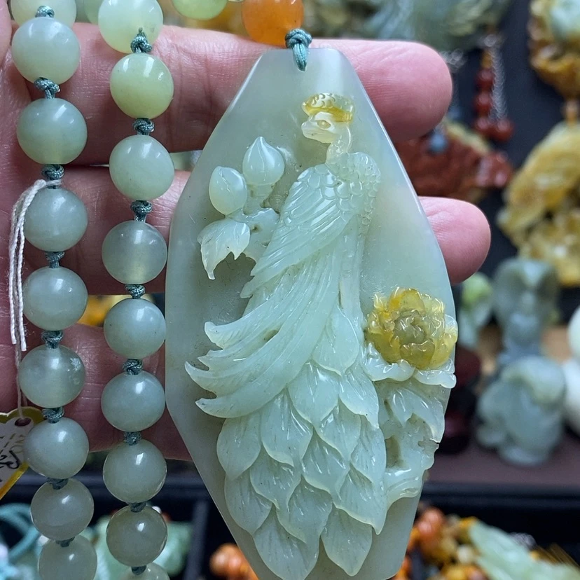 【闪购商品】蛇纹石玉未镶嵌吊坠