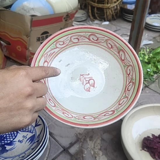 库存微瑕碗瓷片一个