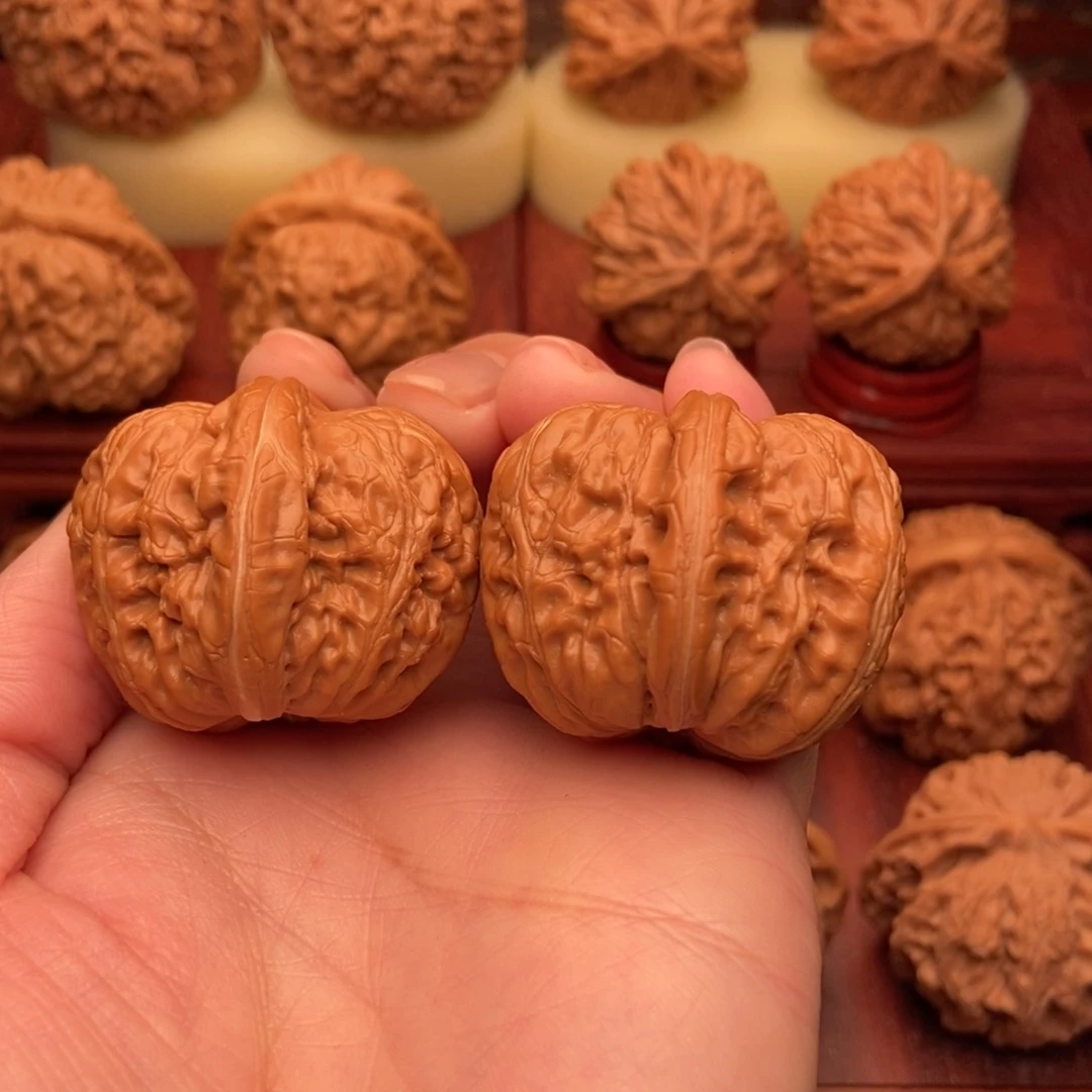 桃核把件全品粗筋元宝39