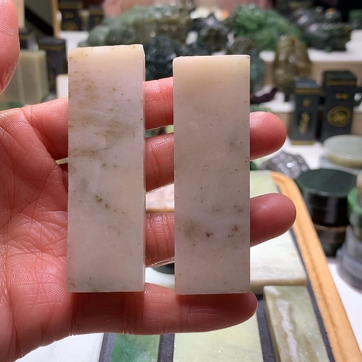 和田玉未镶嵌珠宝半成品