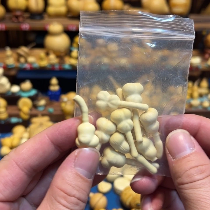 伊****突突突突突突突突突突突