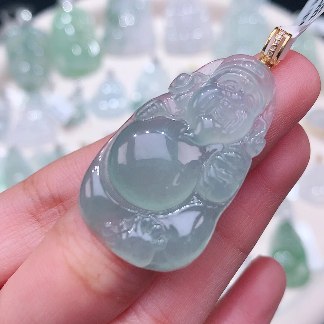 颈饰18K金镶嵌翡翠36.4-21.6-5.5