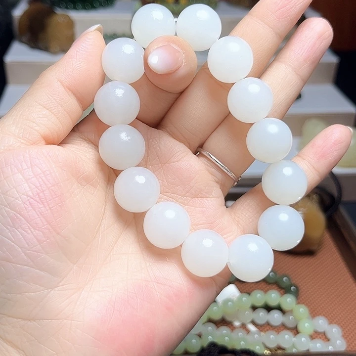 和田玉（糖玉）未镶嵌手链