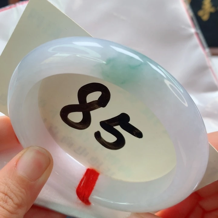 未镶嵌手镯翡翠意境鐲