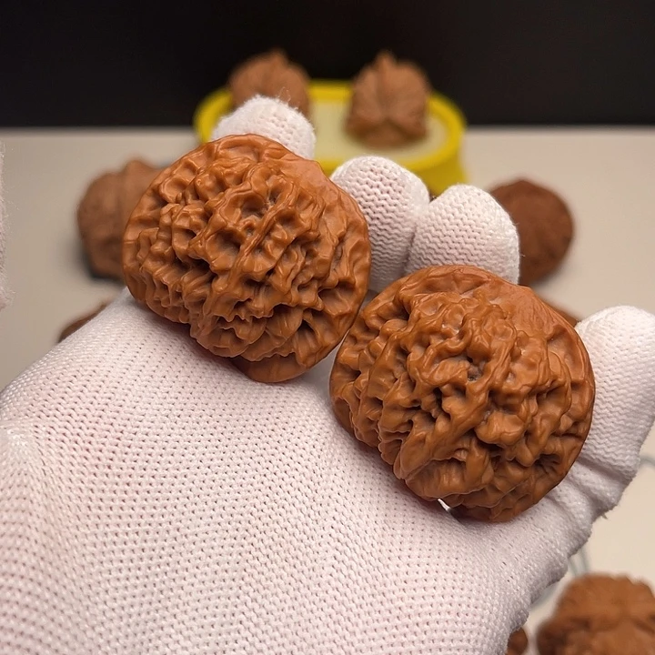 良***良文玩核桃把件40秦闷