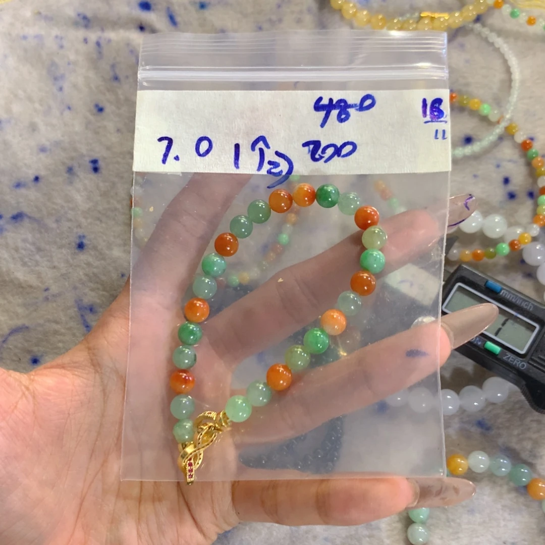 定制翡翠未镶嵌天然缅甸翡翠多样性