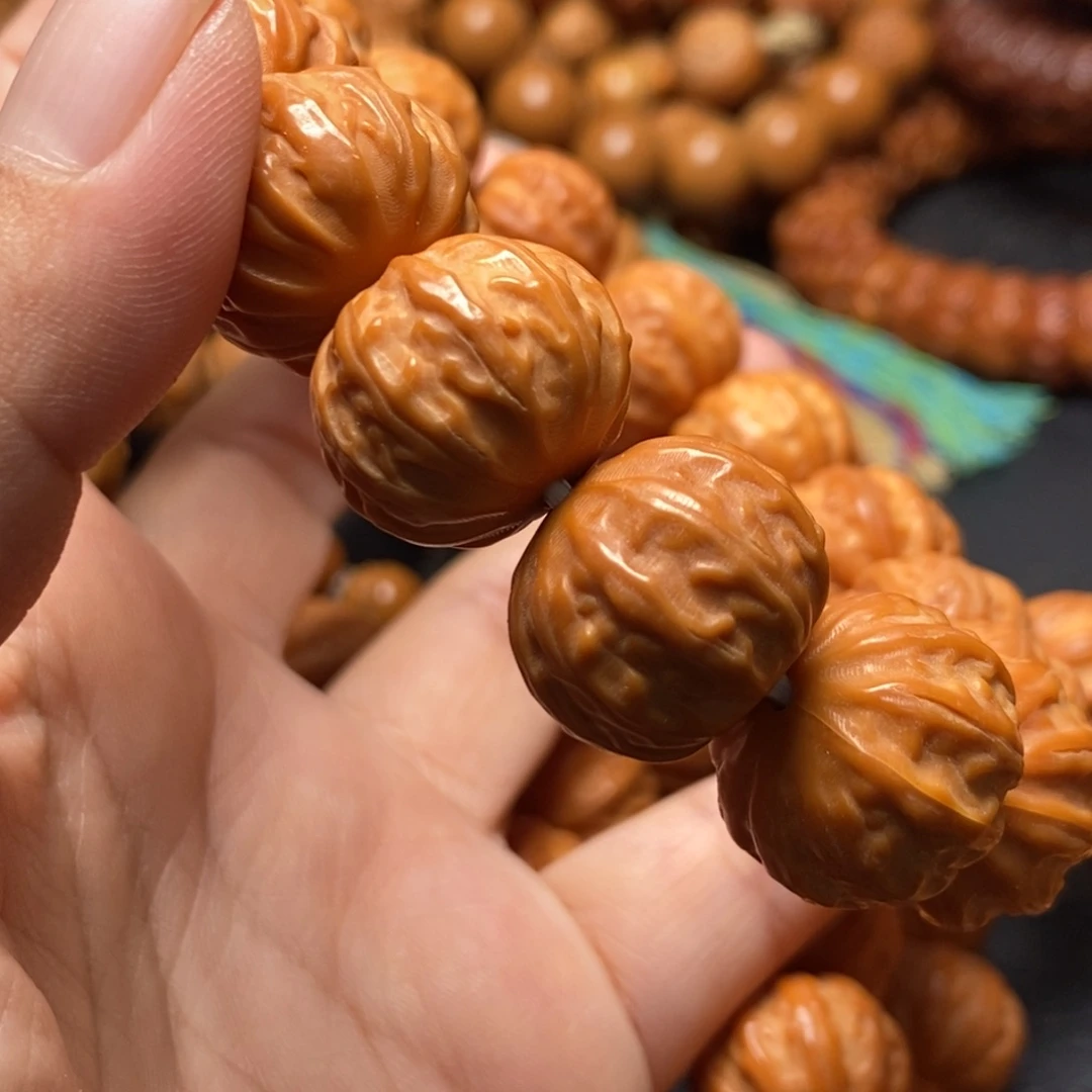 猴头核桃手串猴头