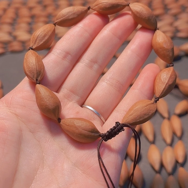 J***姐1.1小瓜子手串10粒