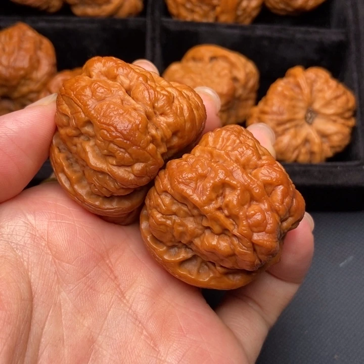 文玩核桃吊坠秦岭核桃