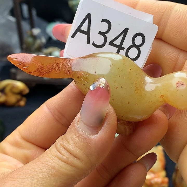 和田玉未镶嵌车挂