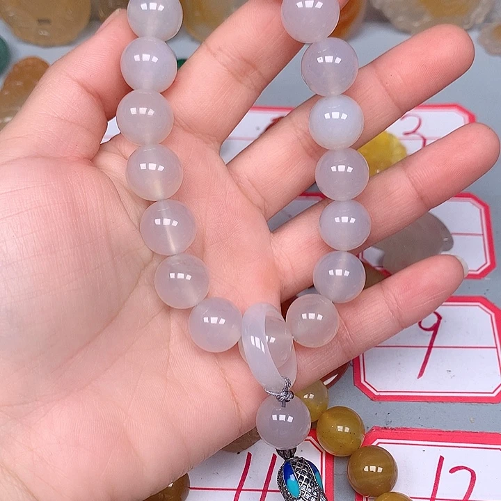 闯***…玛瑙/玉髓未镶嵌颈饰