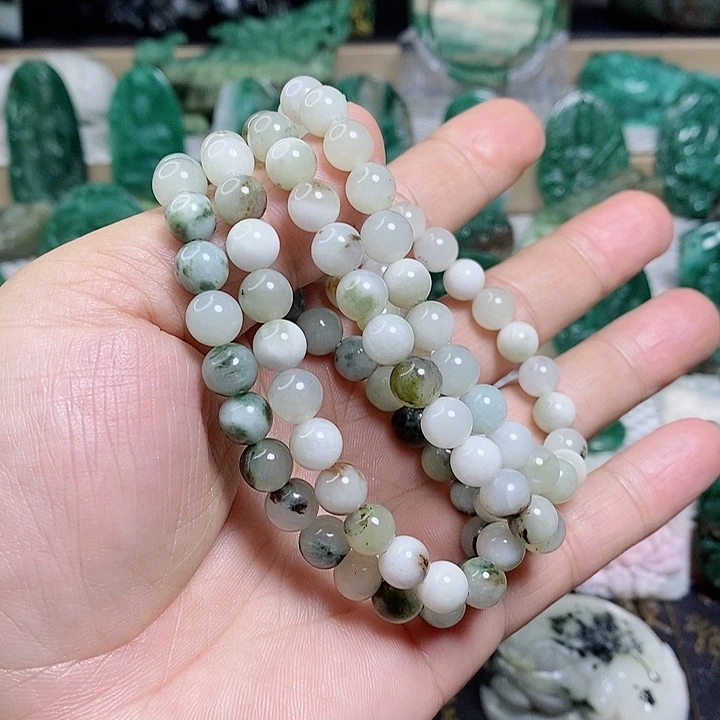 未镶嵌独山玉颈饰