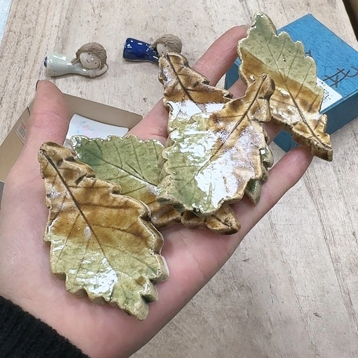 瓷片噗哈哈哈哈哈哈哈哈哈我