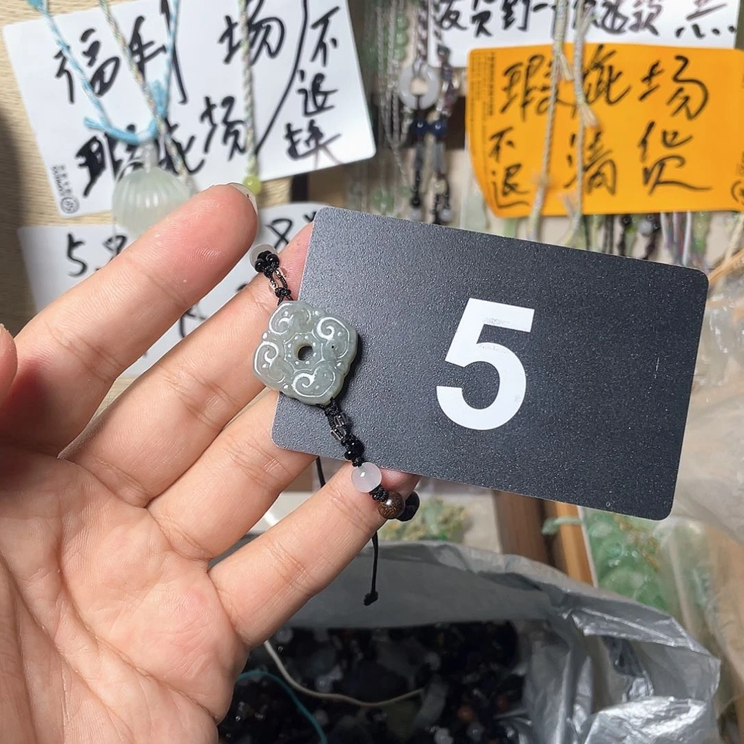 蛇纹石玉合金颈饰