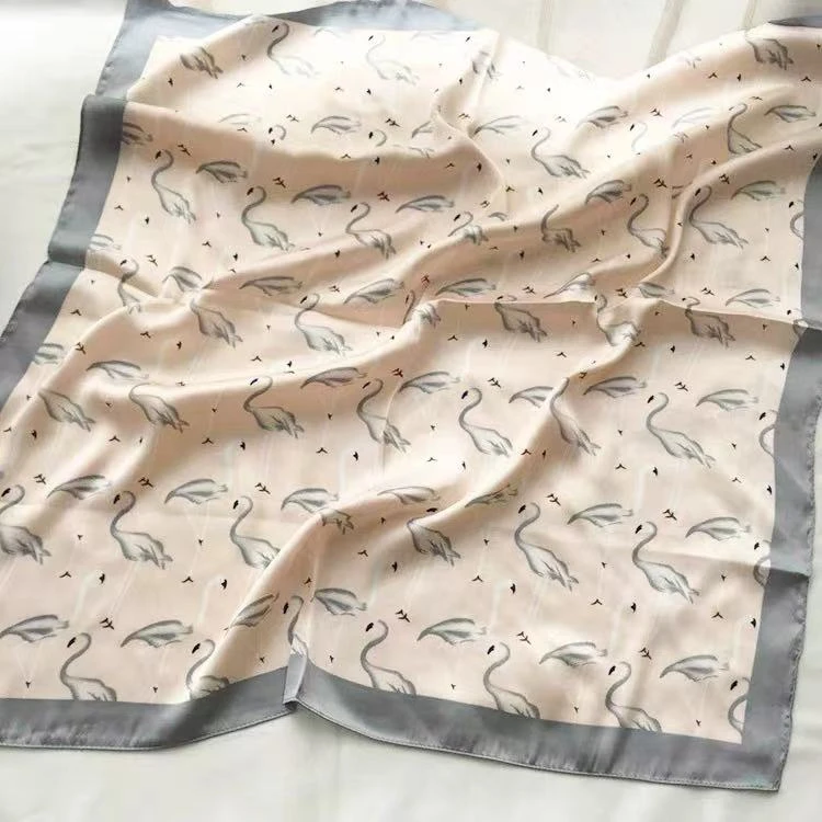 1062 方巾女款爆款2025新款小丝巾夏季薄款女士丝巾