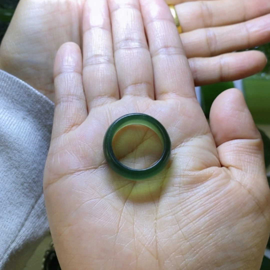 【闪购商品】蛇纹石玉指环未镶嵌四*