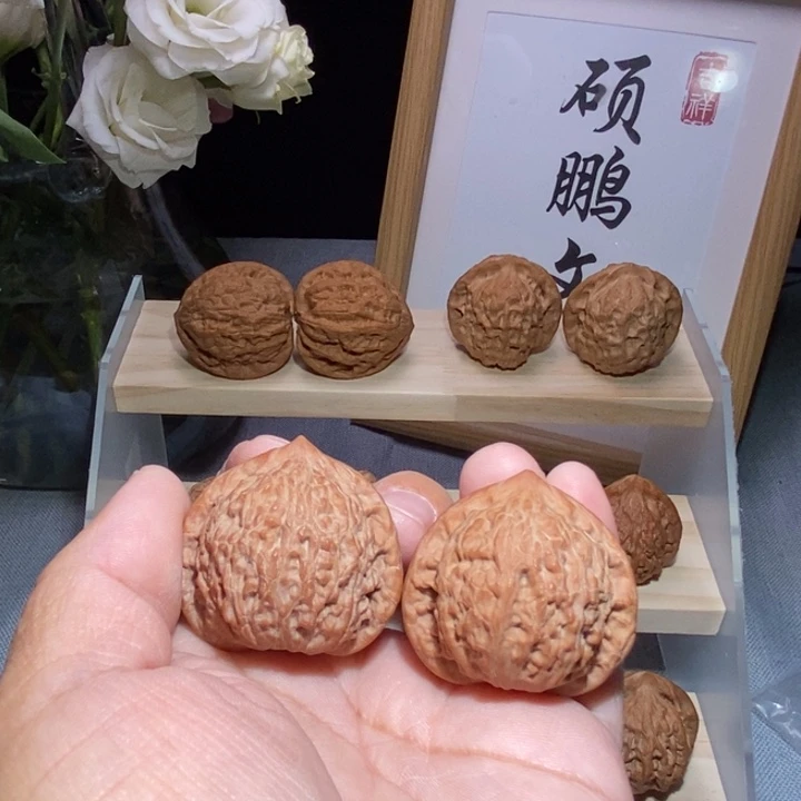 小***风吊坠文玩核桃全品原树七步沟