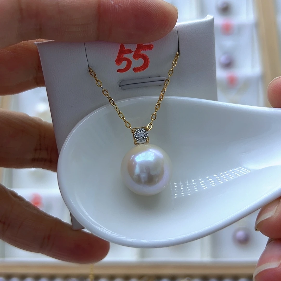 18K金镶嵌淡水珍珠吊坠(赠链)15mm