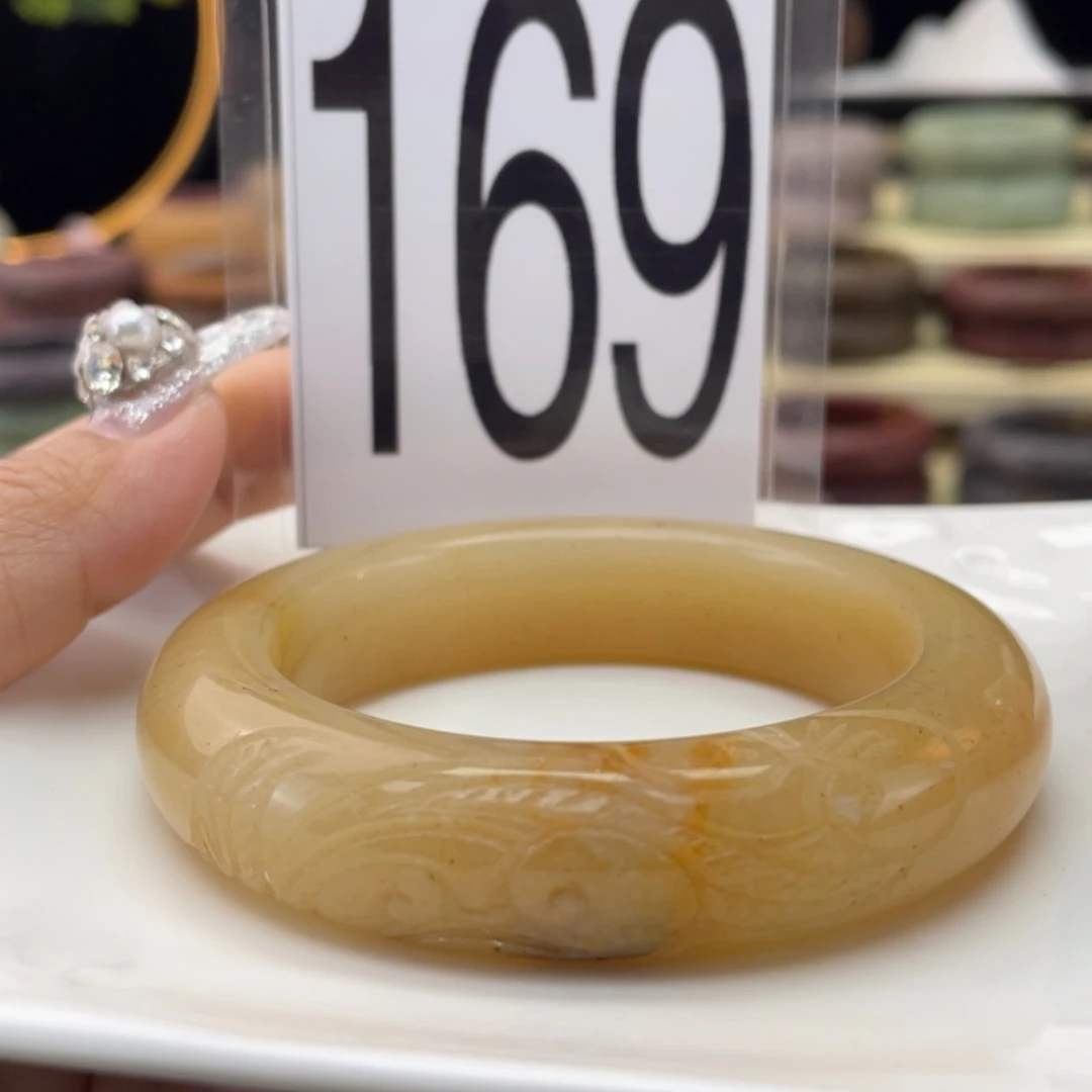 【闪购商品】石英质玉手镯未镶嵌