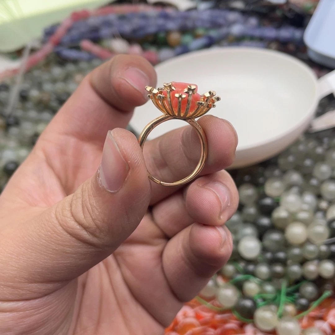 玛瑙/玉髓珠宝半成品未镶嵌一个装粉精灵戒指