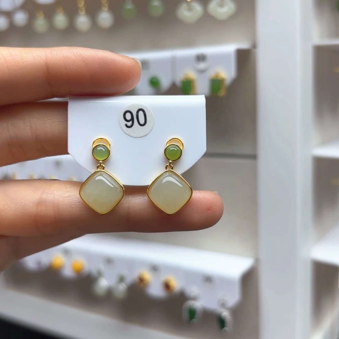 和田玉银S925镶嵌耳饰