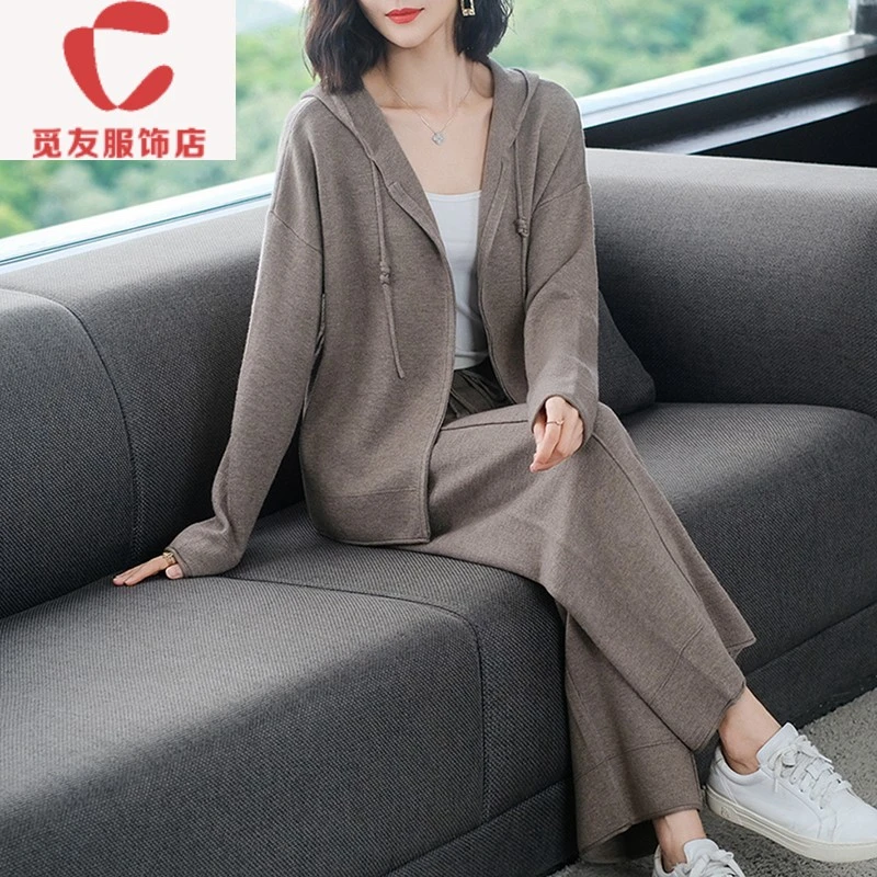 觅友服饰妈妈春装针织开衫外套中年女装时尚洋气中老年装春秋运动