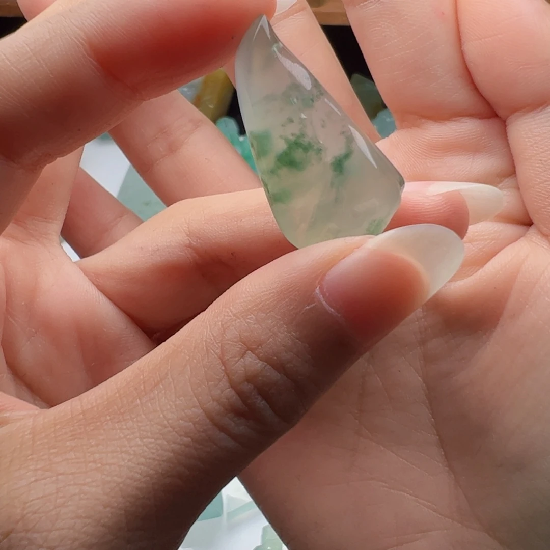 未镶嵌定制翡翠不包工